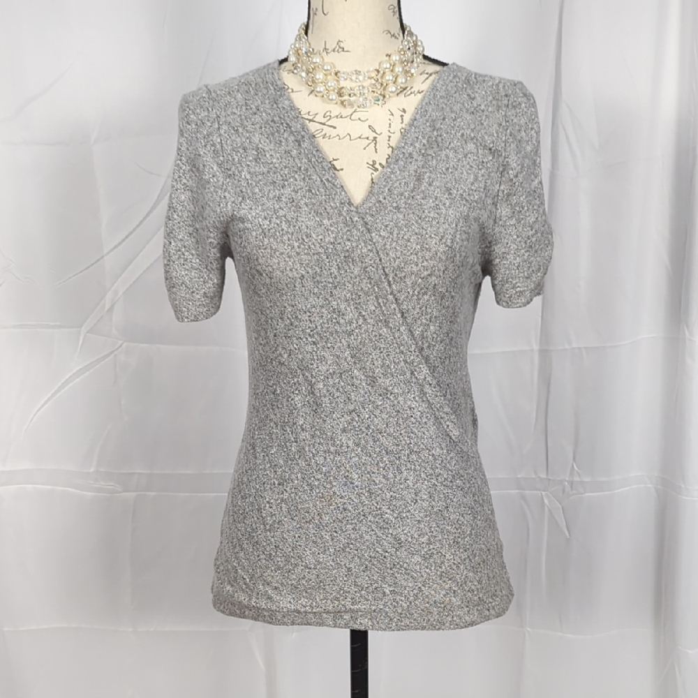 Elegant Gray Women's Short Sleeve Wrap Top